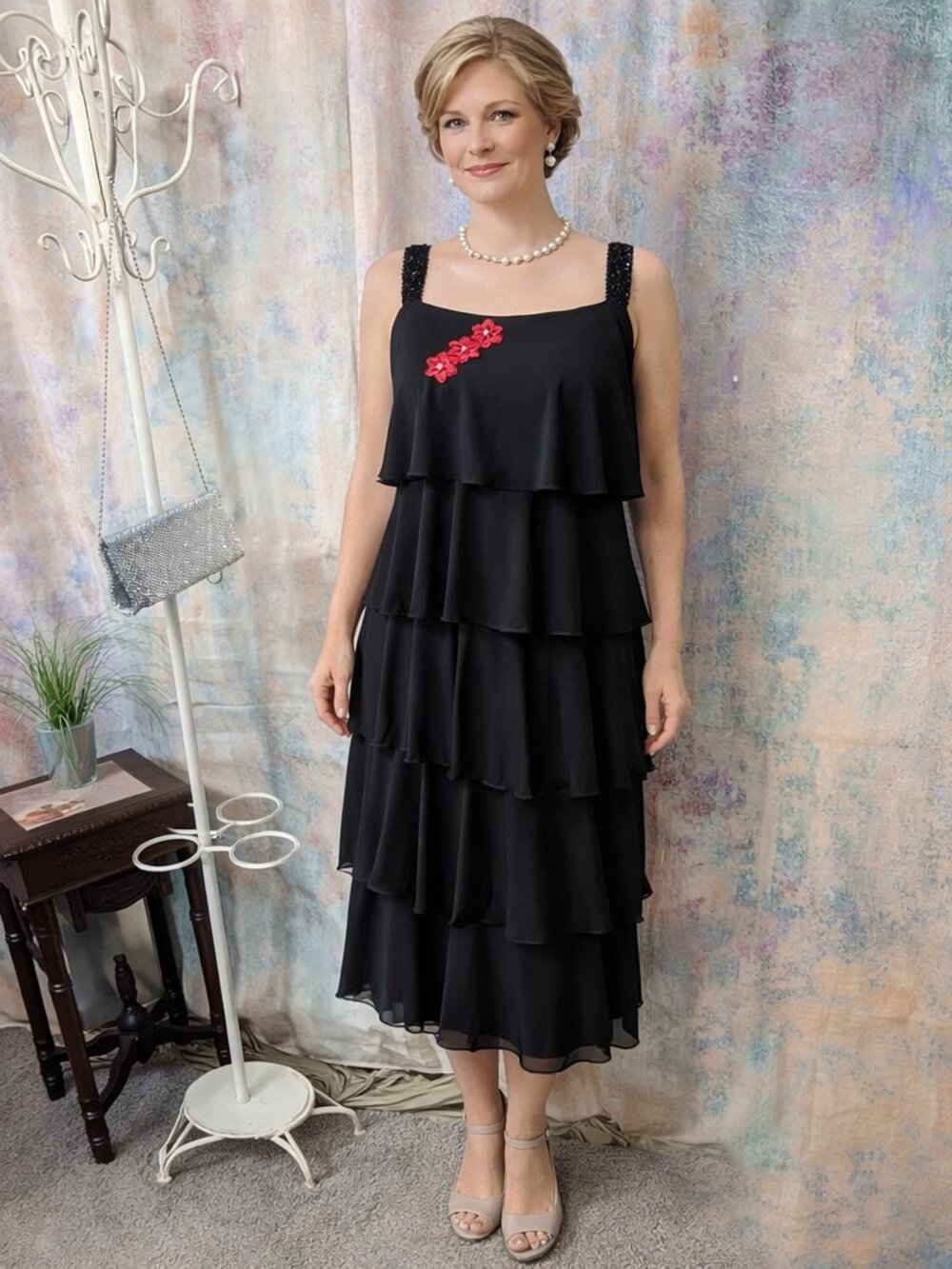 📌Enfocus Studio  Tiered Cocktail - Mother of the Bride - Semi Formal Dress